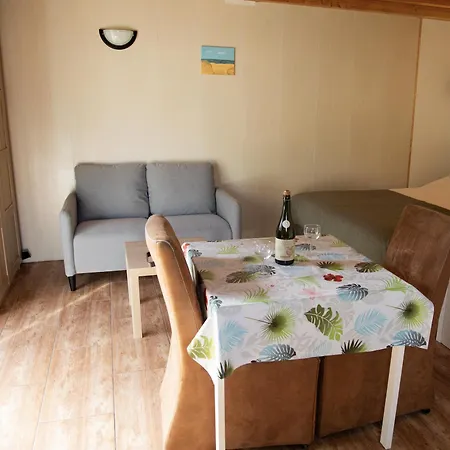 Maison Avec Jacuzzi, Proche De La Casa de Férias *