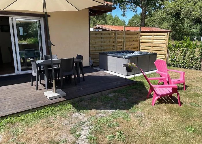 Maison Avec Jacuzzi, Proche De La * Lévignacq